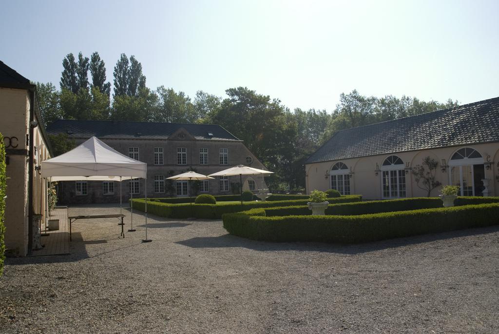 B&B Chateau Bagatelle Frasnes-lez-Anvaing Esterno foto